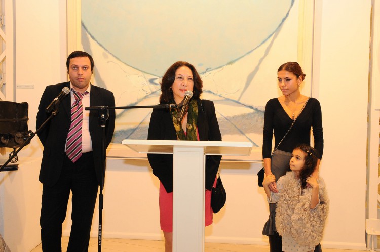 Shikhlinskaya's "Illusions" on display in Baku