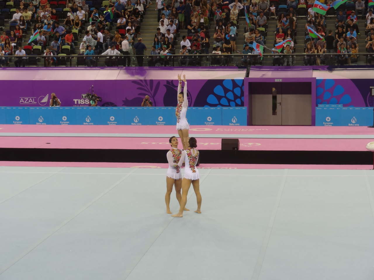 Azerbaijani trio in acrobatic gymnastics reaches finals