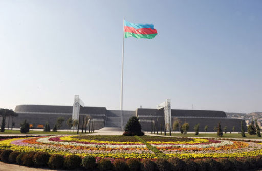 National flag: Symbol of Azerbaijani statehood