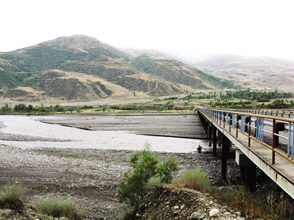 Azerbaijan, Russia ink protocol on construction of bridge across Samur River
