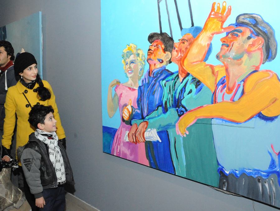 Marilyn Monroe, Azerbaijani oilmen adjoin at Irina Eldarova's exhibition