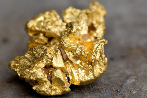 Tajikistan increases gold production in H1 2014