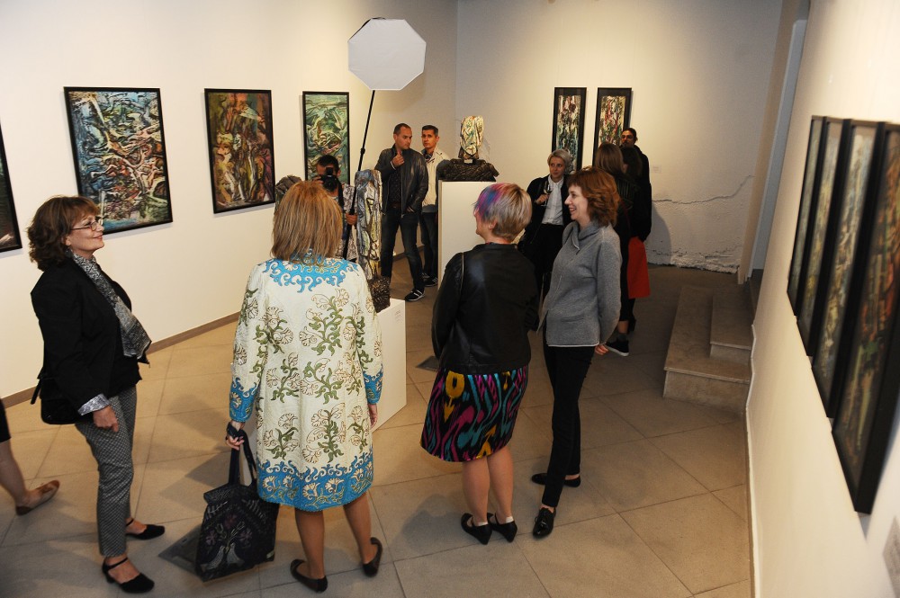 Huseyn Hagverdi's art on display at YAY Gallery