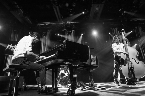 Young Azerbaijani pianist holds concert in Paris