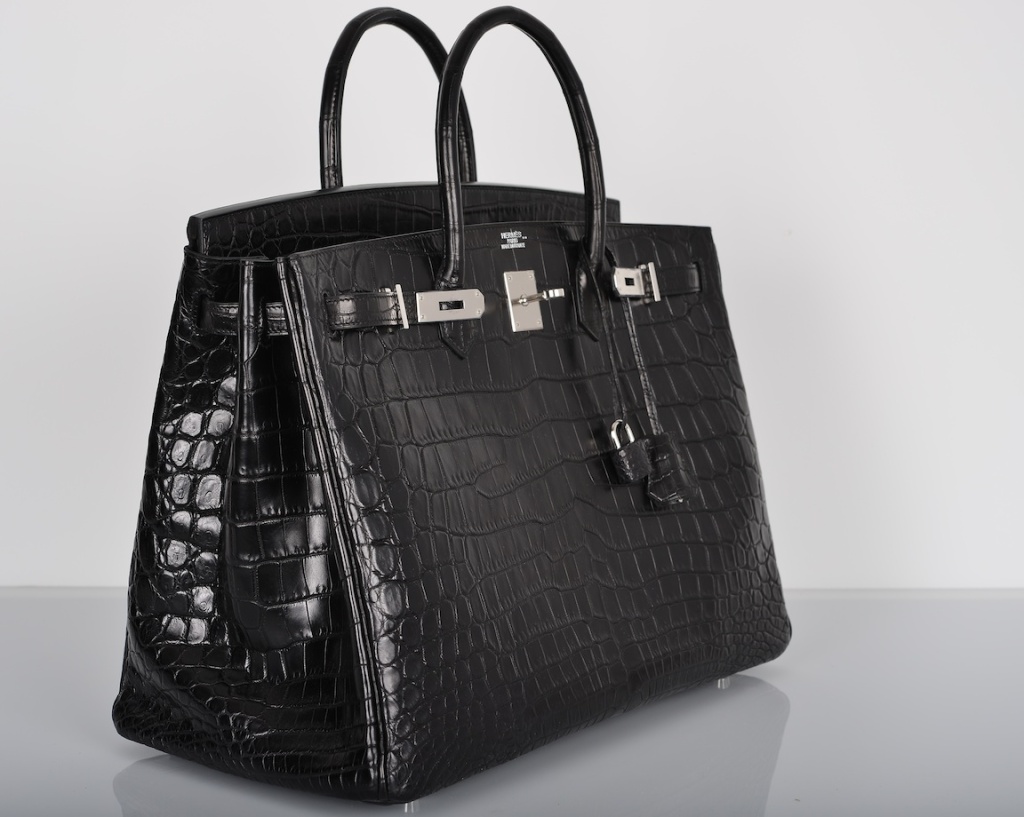 Hermes holds talks with actress Jane Birkin following complaint