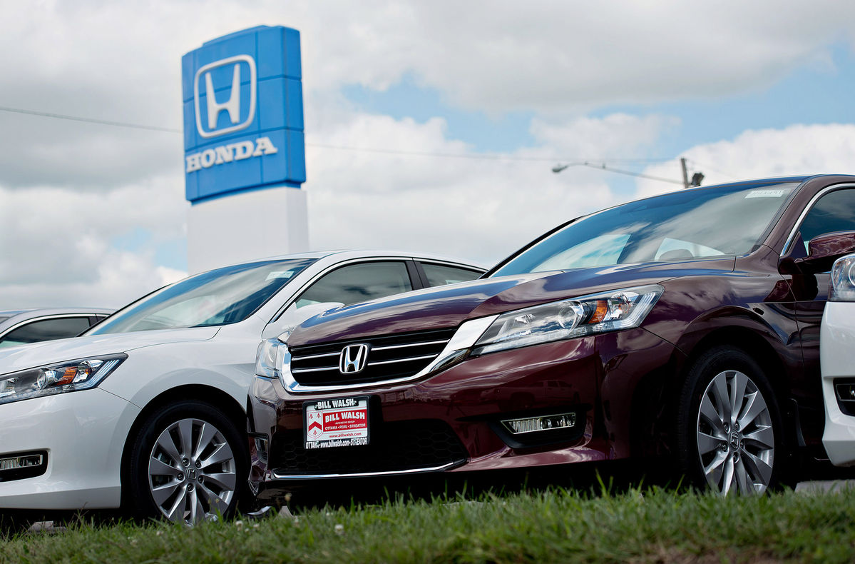 Honda Motor withdraws global midterm sales target after recalls