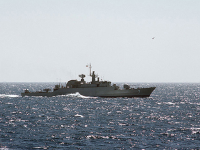 Iran confirms warning US Navy near Strait of Hormuz