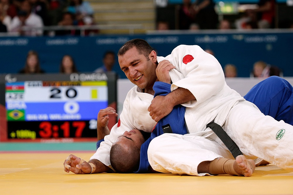 Azerbaijani paralympic judoka grabs gold medal at Baku 2015