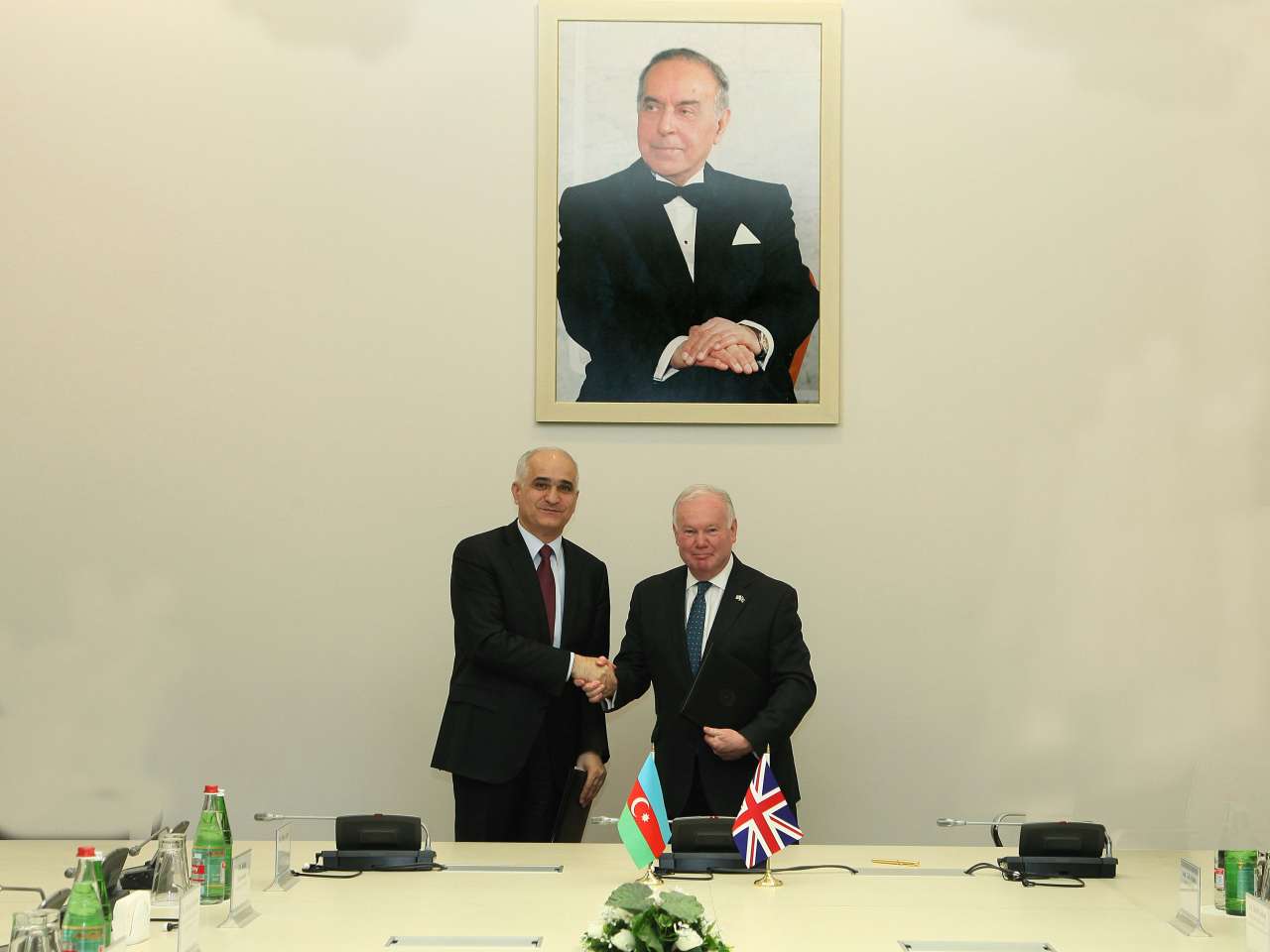 Azerbaijan, UK create intergovernmental commission