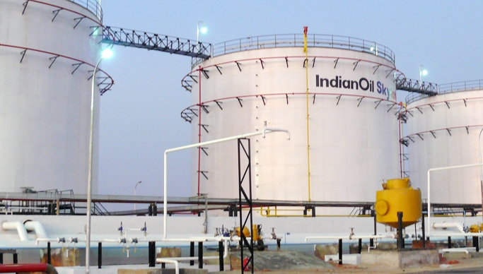India cuts oil imports from Iran by 19 pct