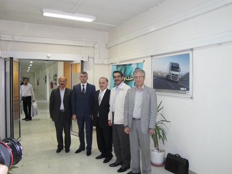 Azerbaijani ambassador visits Saipa Diesel Car Company in Iran