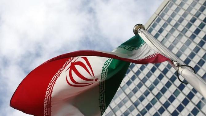 Iran wants euro payment for new and outstanding oil sales