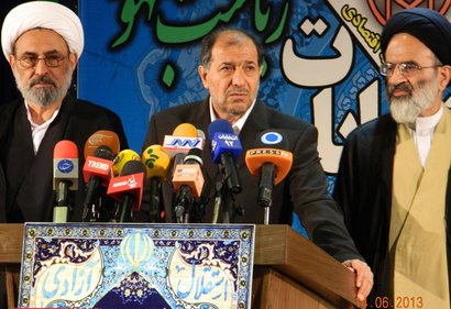 Iran's minister says journalists free to report possible violations