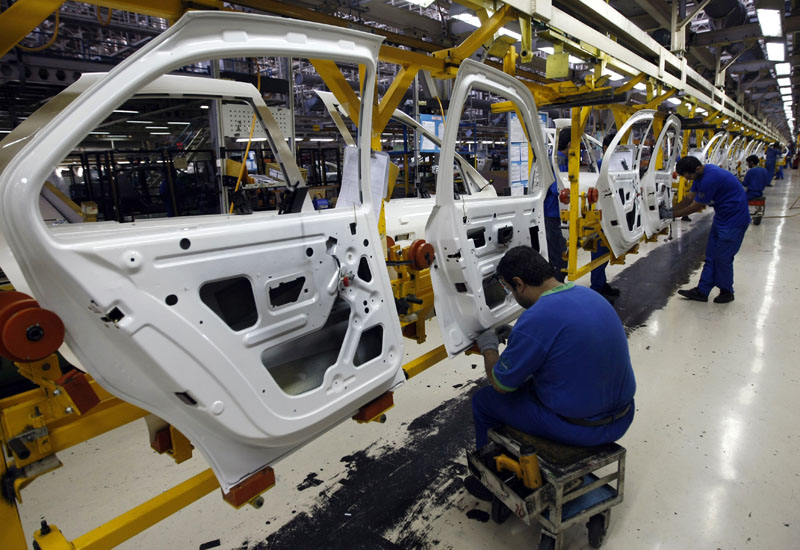 Iran, Azerbaijan to cooperate in car manufacturing