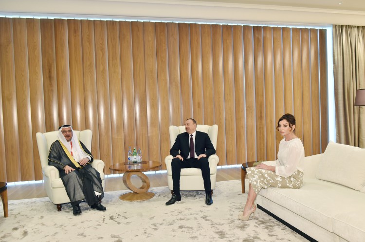 President Aliyev meets OIC Sec. Gen.