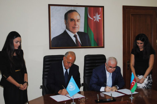 Azerbaijan, UN food agency sign two agreements