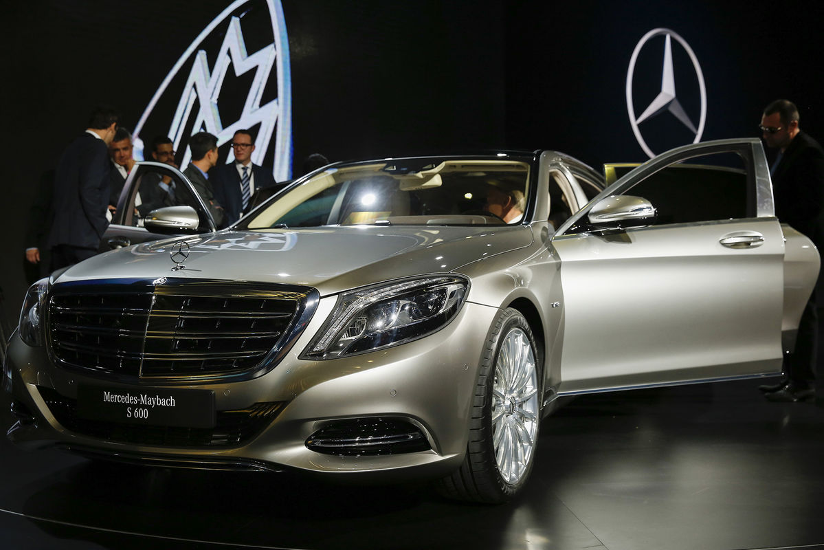 Mercedes-Benz prices new maybach S-Class Sedan at 134,100 euros