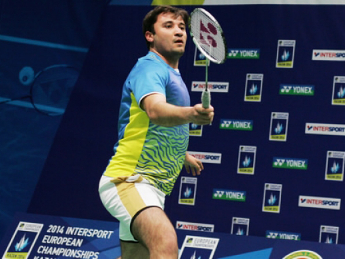 Azerbaijani badminton player defeats Maltese athlete