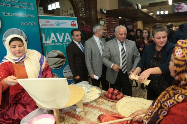 Lavash, ethnic bread of Turkic peoples