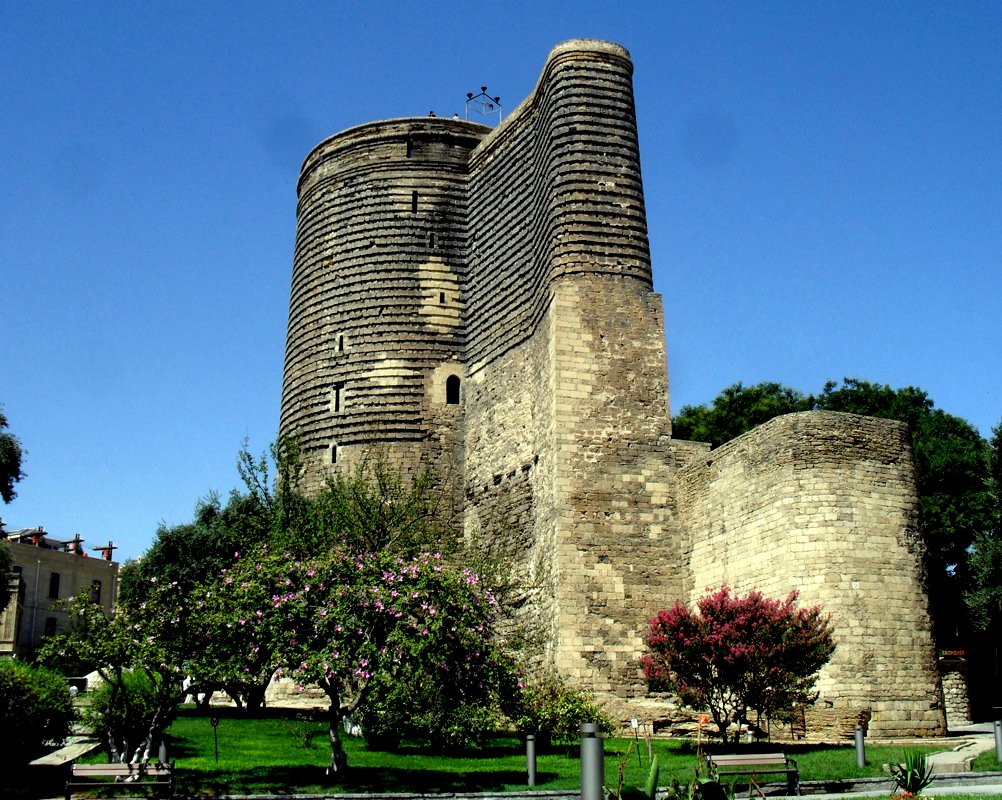 Baku's Maiden Tower awarded in Europe