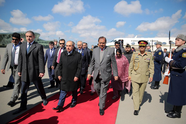 Baku, Islamabad to strengthen strategic partnership