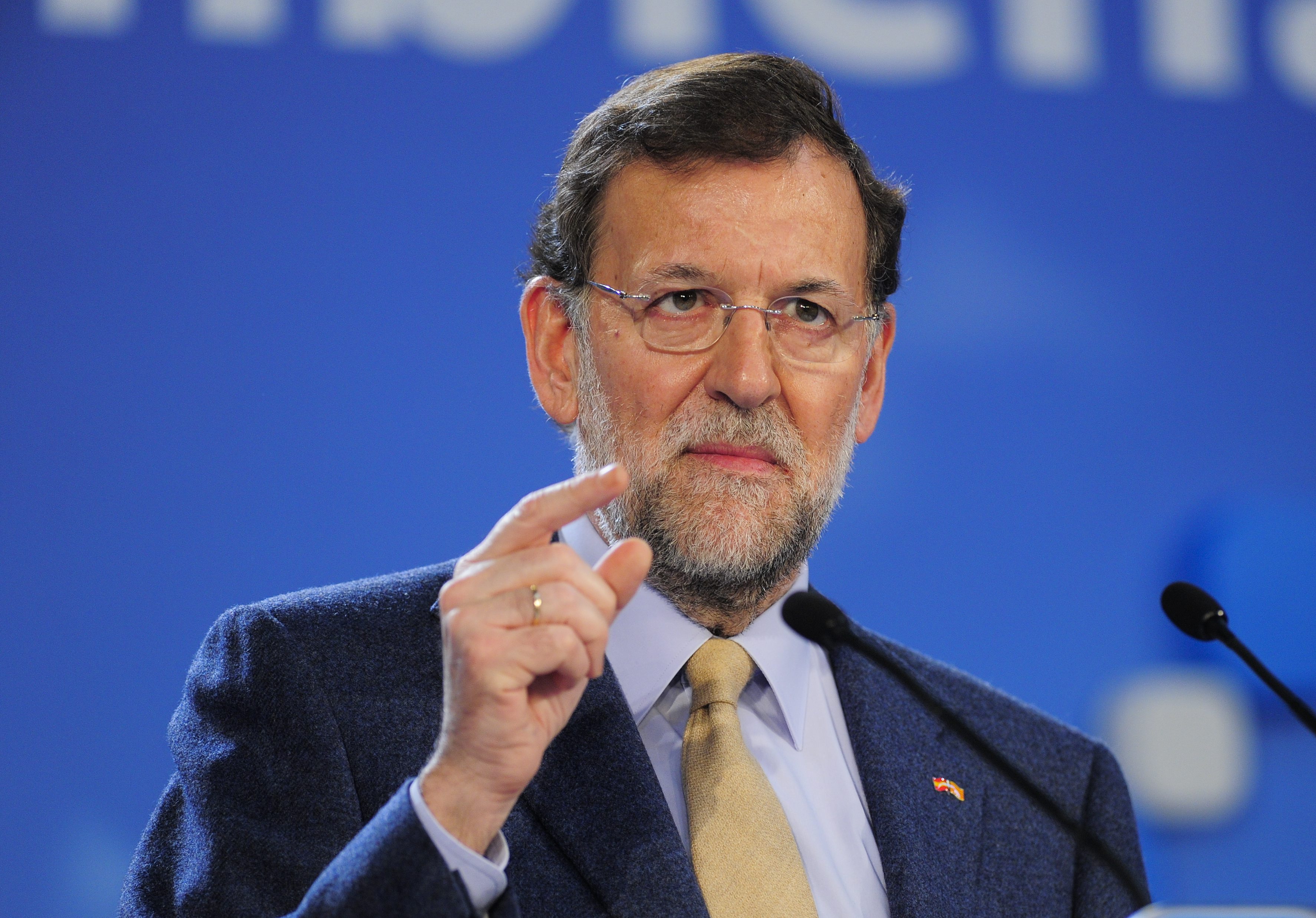 Spain’s Rajoy files legal claim to block Catalan split voting