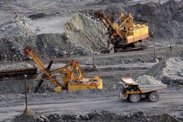 Turkmenistan builds major mining complex