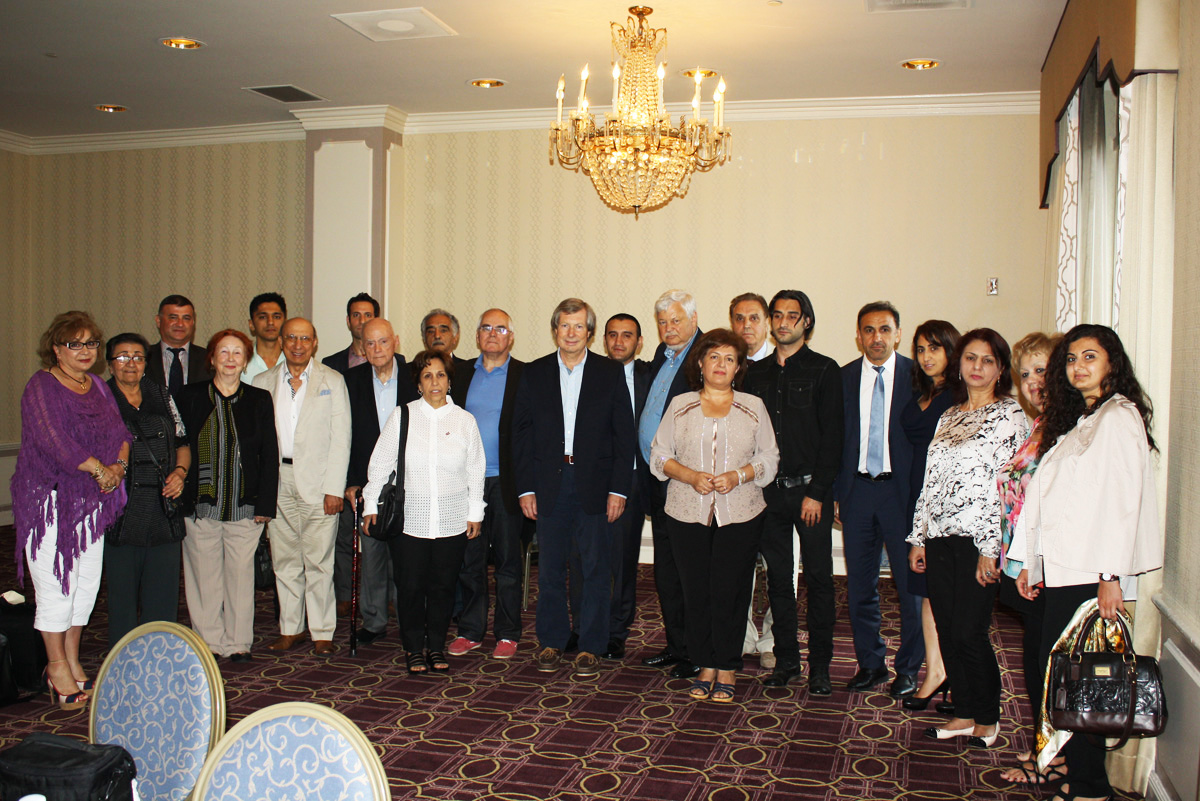 Azerbaijanis demand intensified OSCE MG efforts