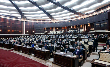 Azerbaijan's draft budget for 2013 submitted to Parliament