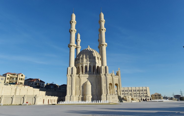 Unity Prayer in Baku’s Heydar Mosque