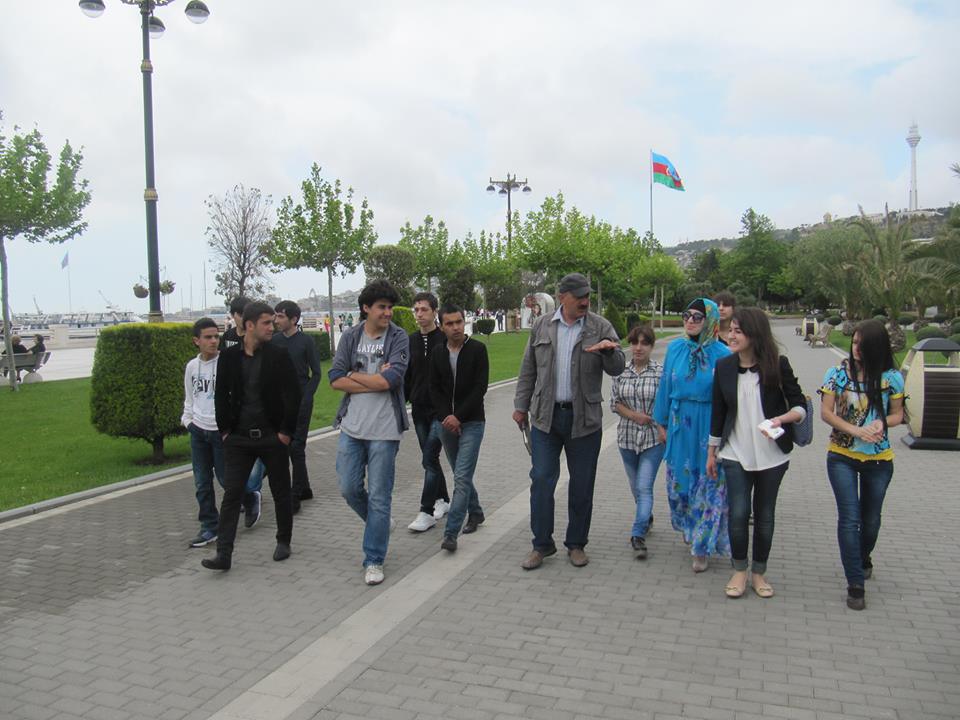 Baku students launch landscape design project