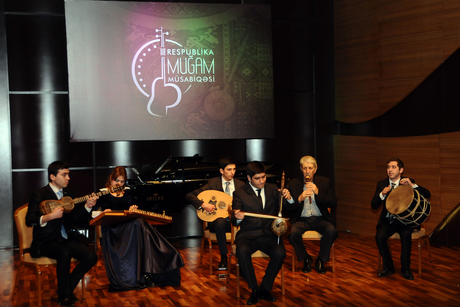 Baku hosts mugham musical contest