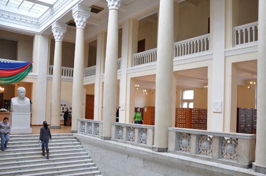Azerbaijani national library turns 90