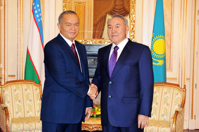 Kazakh, Uzbek top officials mull key issues of bilateral relations