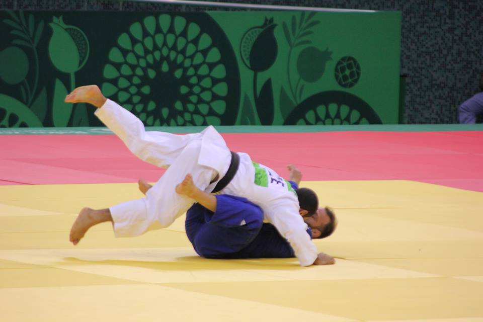 Azerbaijani judoka advances to 1/4 finals