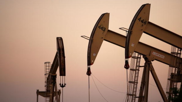 Oil prices are set by traders' invisible hand
