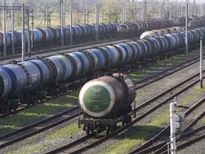 Train movement in Azerbaijan fully restored after tank derailment