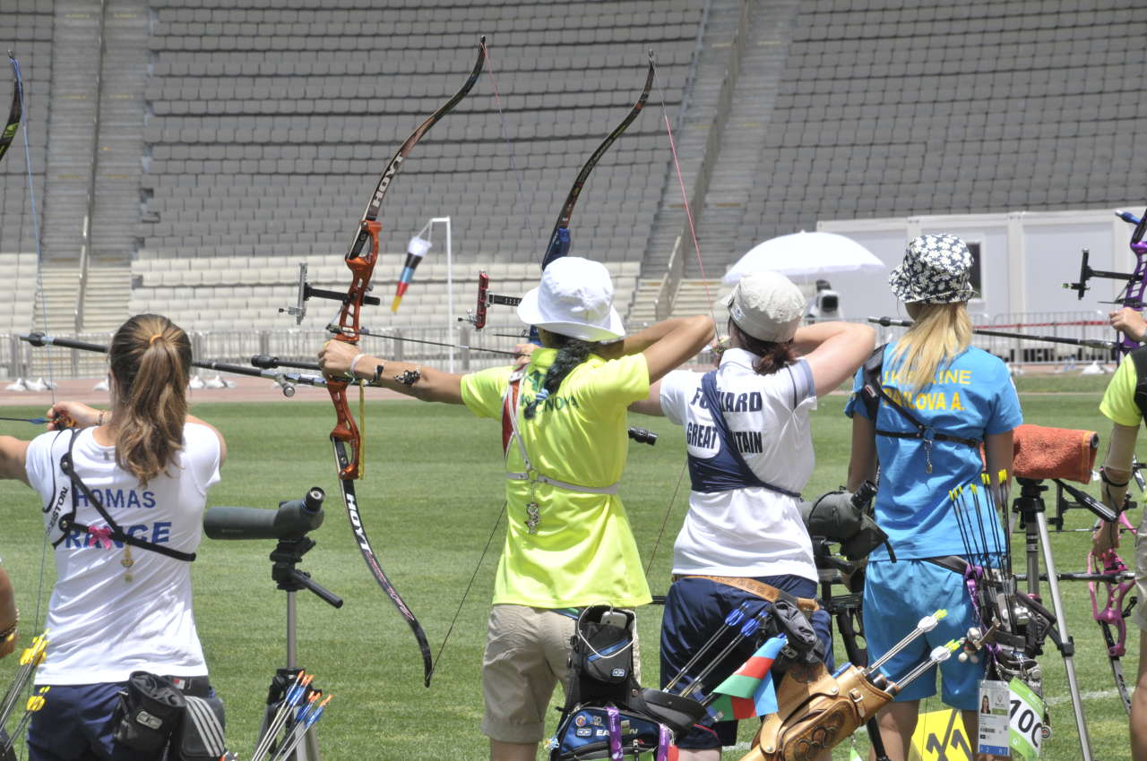 Azerbaijan's female archer advances to 1/16 finals