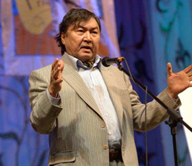 Kazakh writer says world cannot put up with Karabakh conflict for long