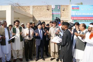 Meat distributed in Pakistan on behalf of Mehriban Aliyeva