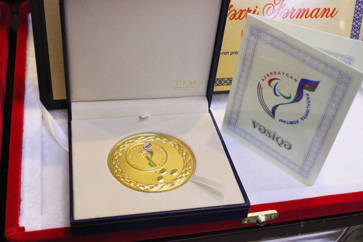 Baku honors Paralympics medalists of European Games
