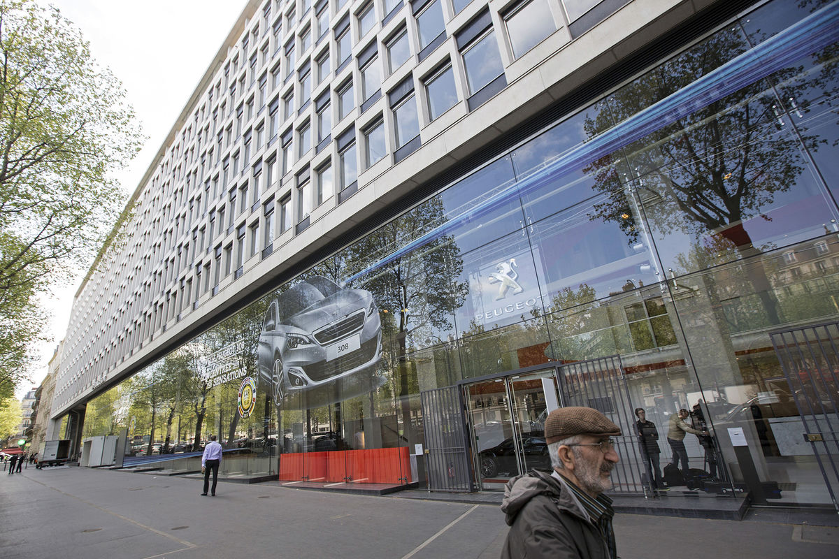 Peugeot said to consider moving Paris headquarters to cut costs
