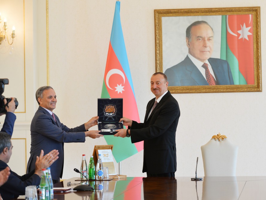 President Aliyev awarded by Press Council