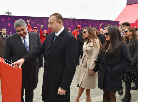 Ilham Aliyev purchases first Baku 2015 tickets
