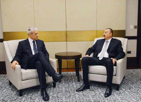 President Aliyev meets former Serbian leader