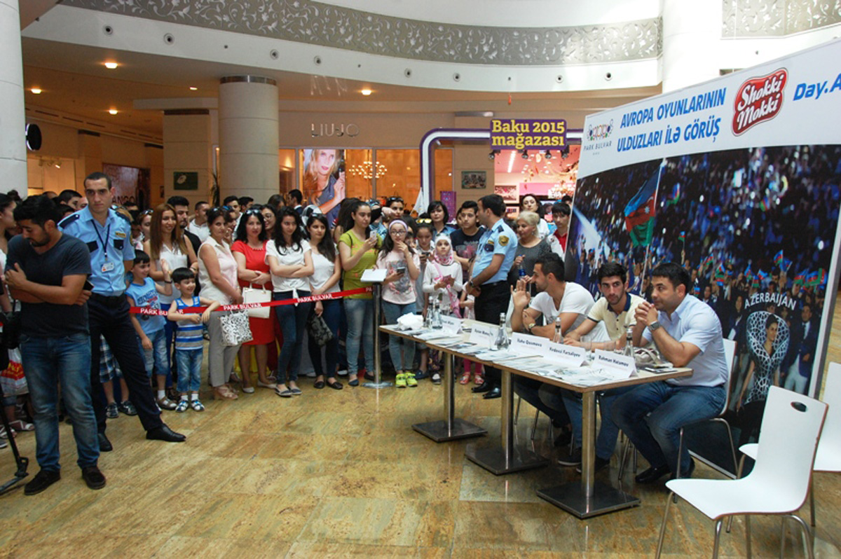 Baku 2015 champions autograph session a roaring success