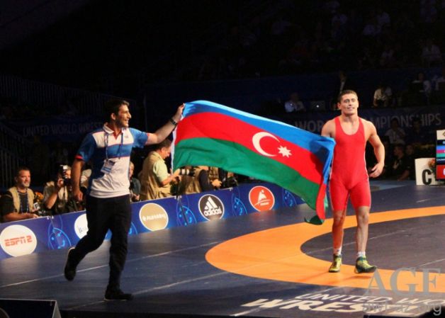 Rasul Chunayev becomes World Champion in wrestling