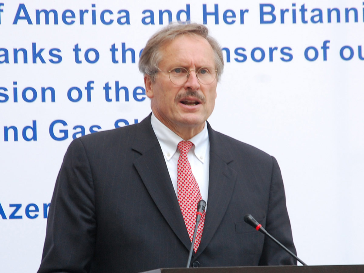 US envoy hails opening and closing ceremonies of Baku 2015