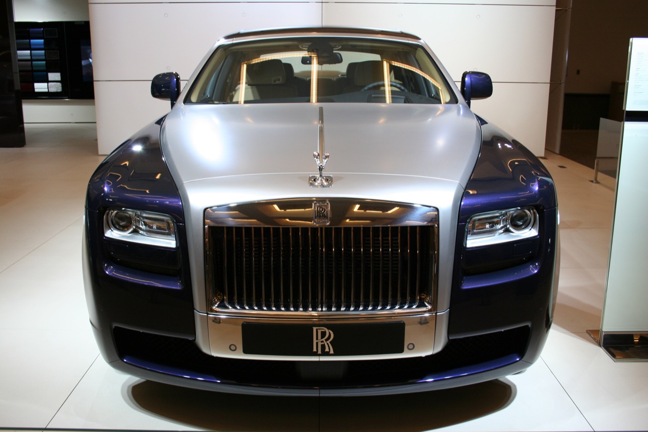 Rolls Royce May Need Tough Activist To Push Change Fund Says