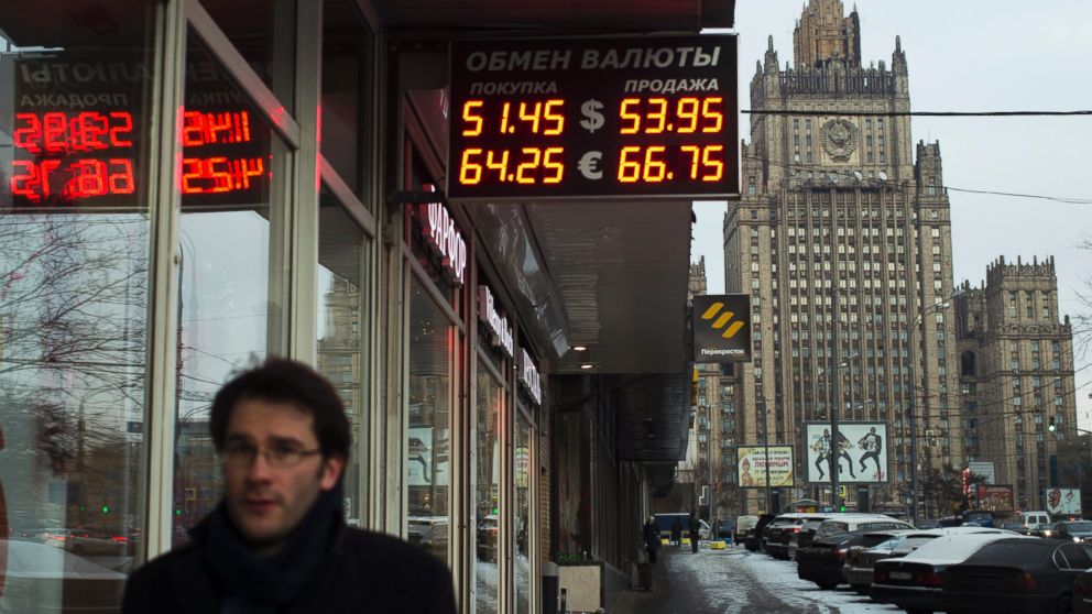 Ruble slides as Russian economy contracts first time in 5 years